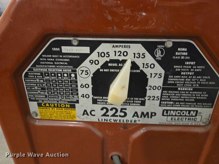 image for item ER1669 Lincoln Electric AC 225 Lincwelder welder