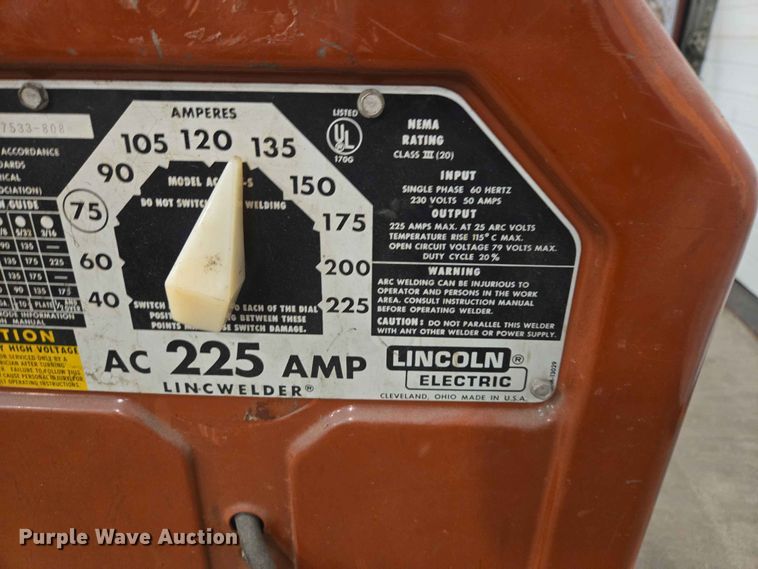 image for item ER1669 Lincoln Electric AC 225 Lincwelder welder