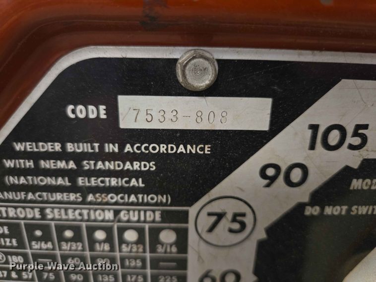 image for item ER1669 Lincoln Electric AC 225 Lincwelder welder