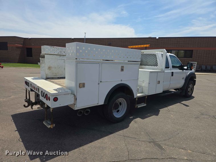 image for item ER1670 2015 Ford F550 Super Duty Ext. Cab utility / service truck