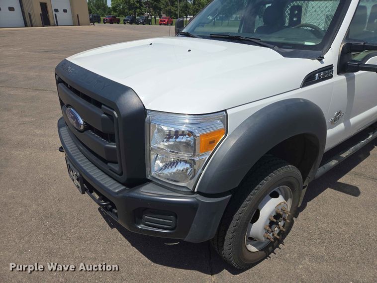 image for item ER1670 2015 Ford F550 Super Duty Ext. Cab utility / service truck