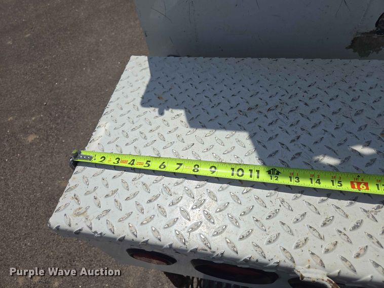 image for item ER1670 2015 Ford F550 Super Duty Ext. Cab utility / service truck