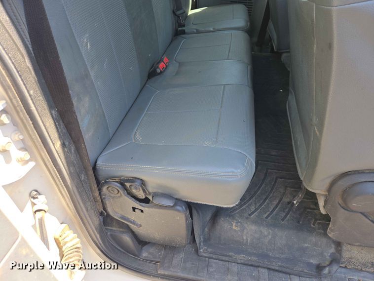 image for item ER1670 2015 Ford F550 Super Duty Ext. Cab utility / service truck
