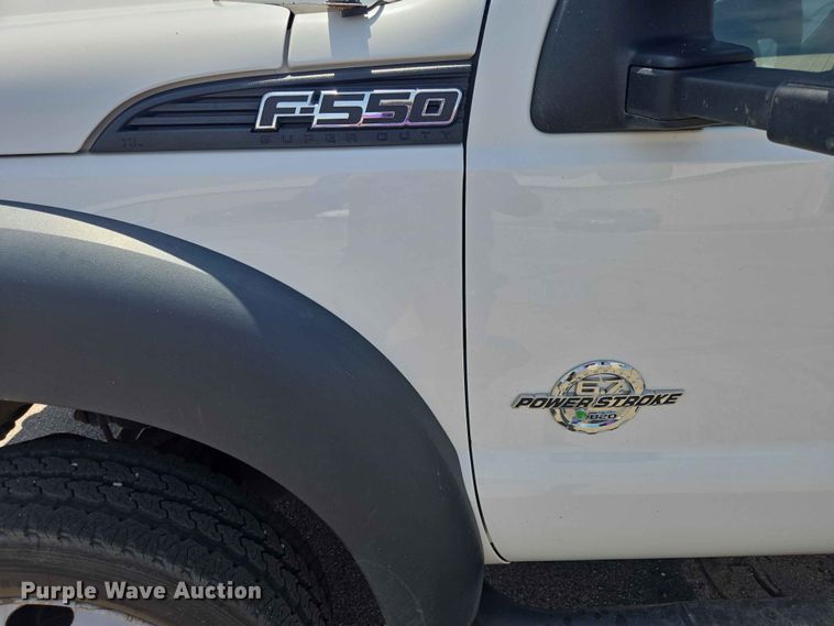 image for item ER1670 2015 Ford F550 Super Duty Ext. Cab utility / service truck