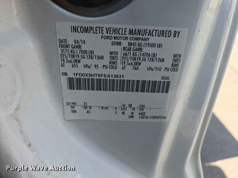 image for item ER1670 2015 Ford F550 Super Duty Ext. Cab utility / service truck