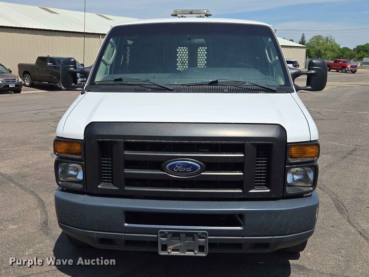 image for item ER1671 2012 Ford E150 van
