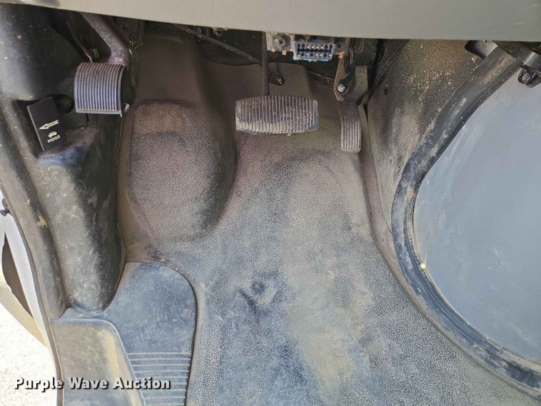 image for item ER1671 2012 Ford E150 van
