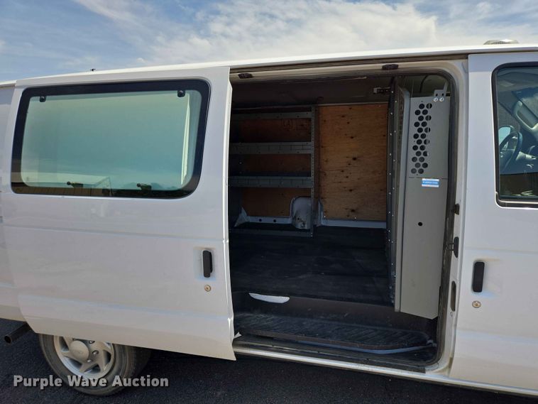image for item ER1671 2012 Ford E150 van
