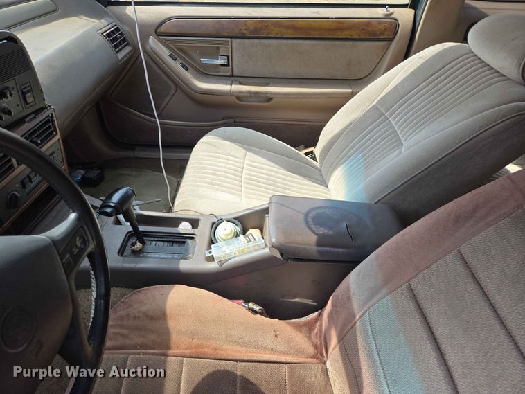 image for item ER1699 1992 Mercury Cougar 