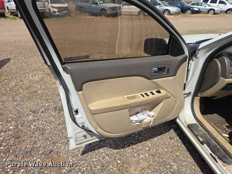 image for item ER1702 2008 Ford Fusion 