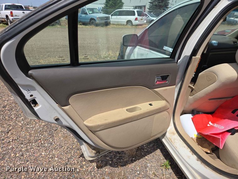 image for item ER1702 2008 Ford Fusion 