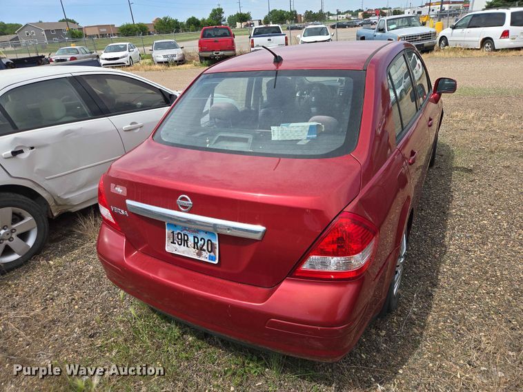image for item ER1703 2010 Nissan Versa 