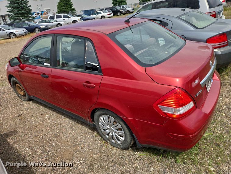 image for item ER1703 2010 Nissan Versa 