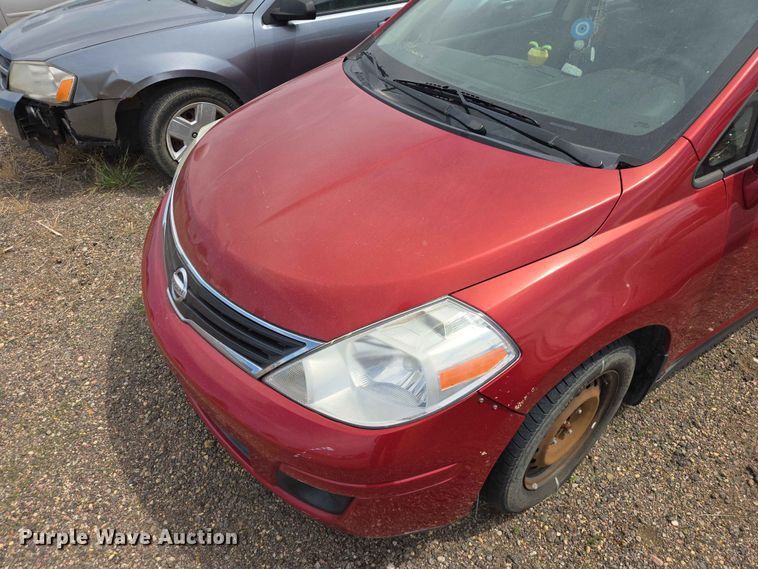 image for item ER1703 2010 Nissan Versa 