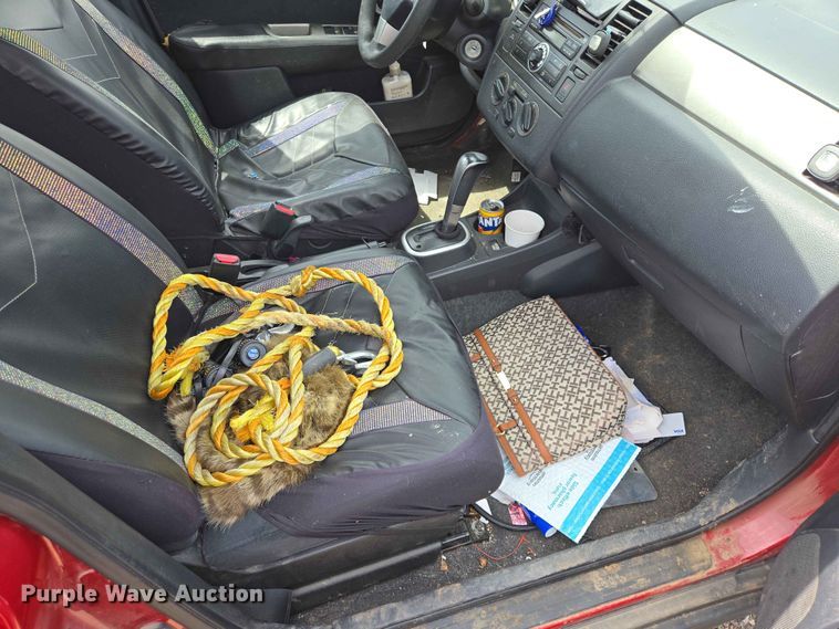 image for item ER1703 2010 Nissan Versa 