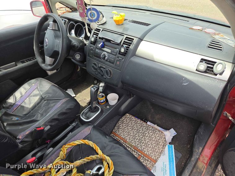 image for item ER1703 2010 Nissan Versa 