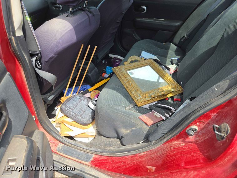 image for item ER1703 2010 Nissan Versa 