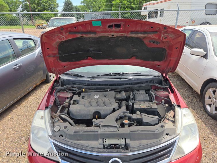 image for item ER1703 2010 Nissan Versa 