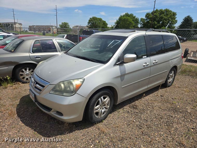 image for item ER1704 2005 Honda Odyssey van