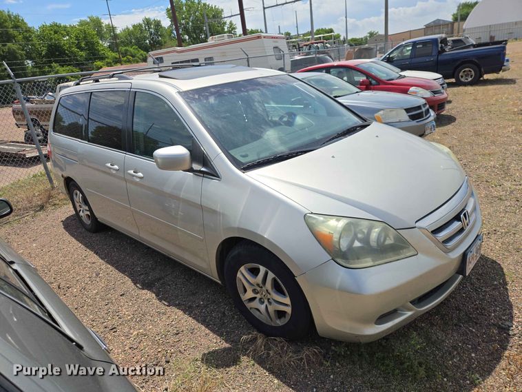 image for item ER1704 2005 Honda Odyssey van
