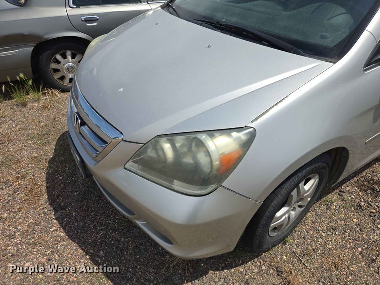 image for item ER1704 2005 Honda Odyssey van