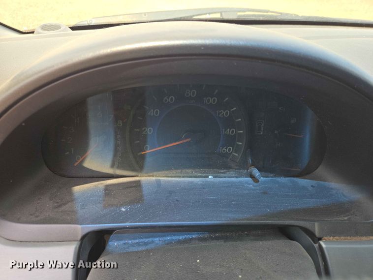 image for item ER1704 2005 Honda Odyssey van