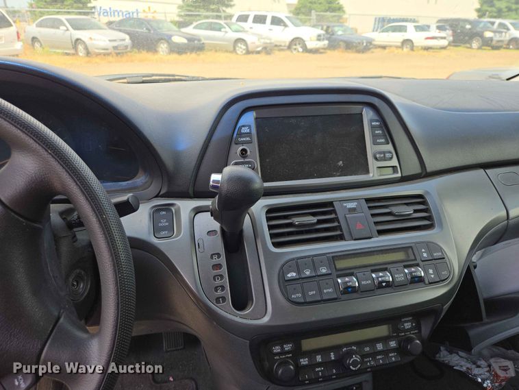 image for item ER1704 2005 Honda Odyssey van