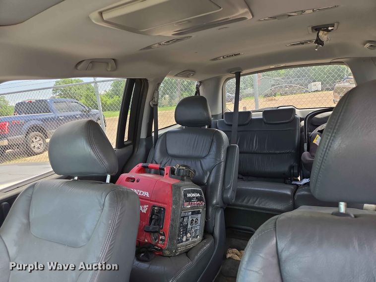 image for item ER1704 2005 Honda Odyssey van