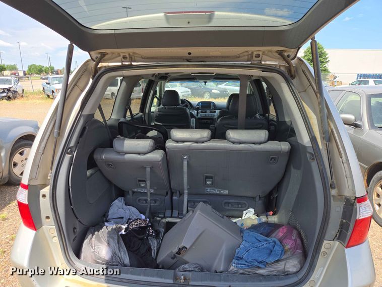 image for item ER1704 2005 Honda Odyssey van