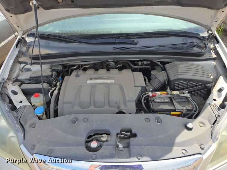 image for item ER1704 2005 Honda Odyssey van