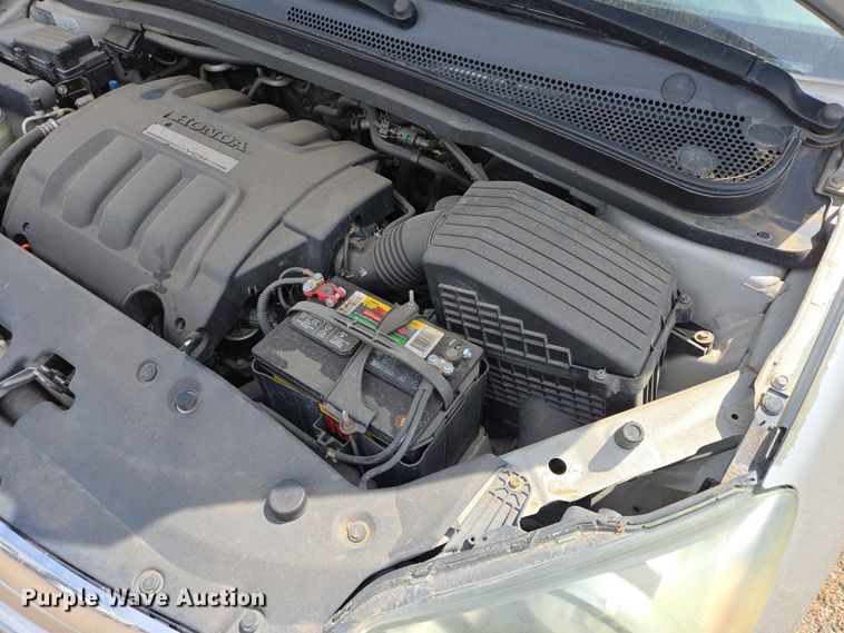 image for item ER1704 2005 Honda Odyssey van