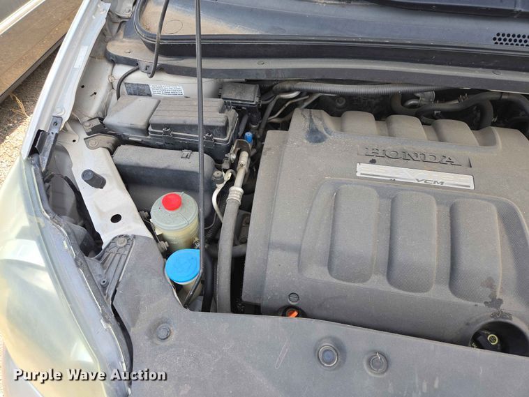 image for item ER1704 2005 Honda Odyssey van