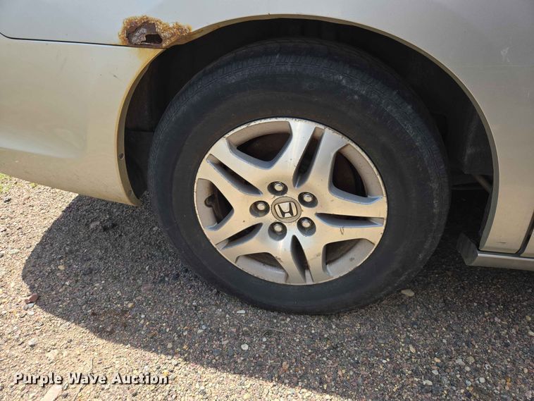 image for item ER1704 2005 Honda Odyssey van