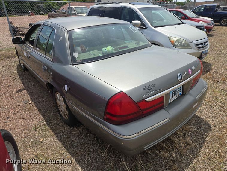 image for item ER1705 2004 Mercury Grand Marquis 