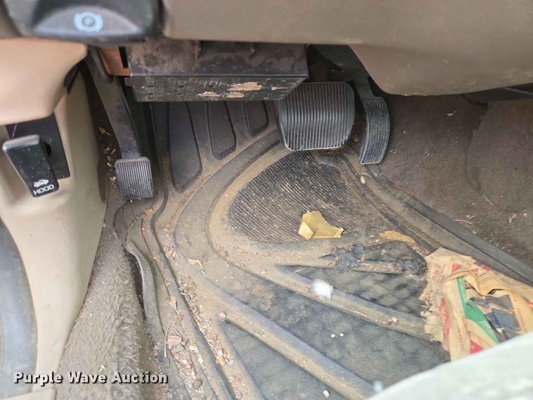 image for item ER1705 2004 Mercury Grand Marquis 