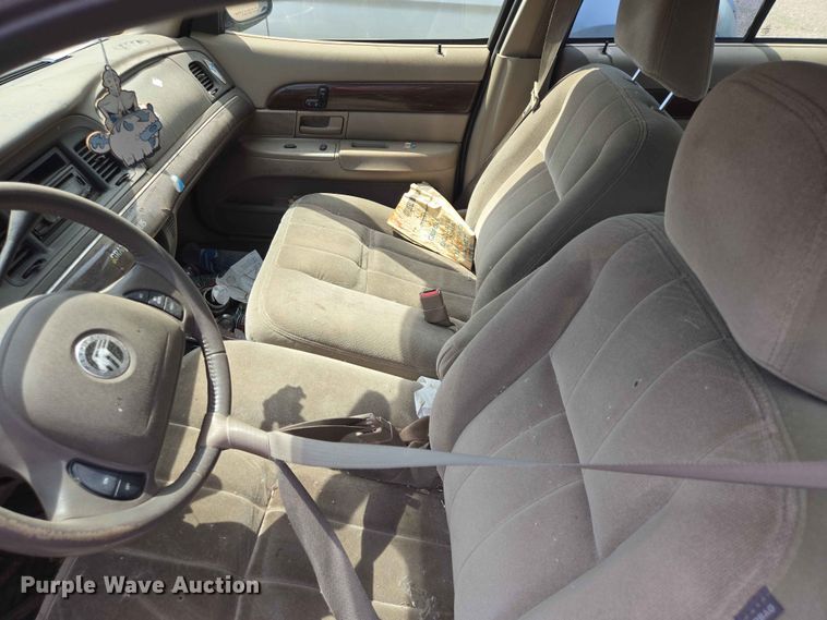 image for item ER1705 2004 Mercury Grand Marquis 