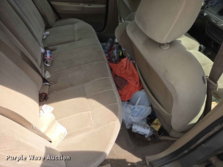 image for item ER1705 2004 Mercury Grand Marquis 