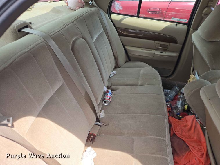 image for item ER1705 2004 Mercury Grand Marquis 
