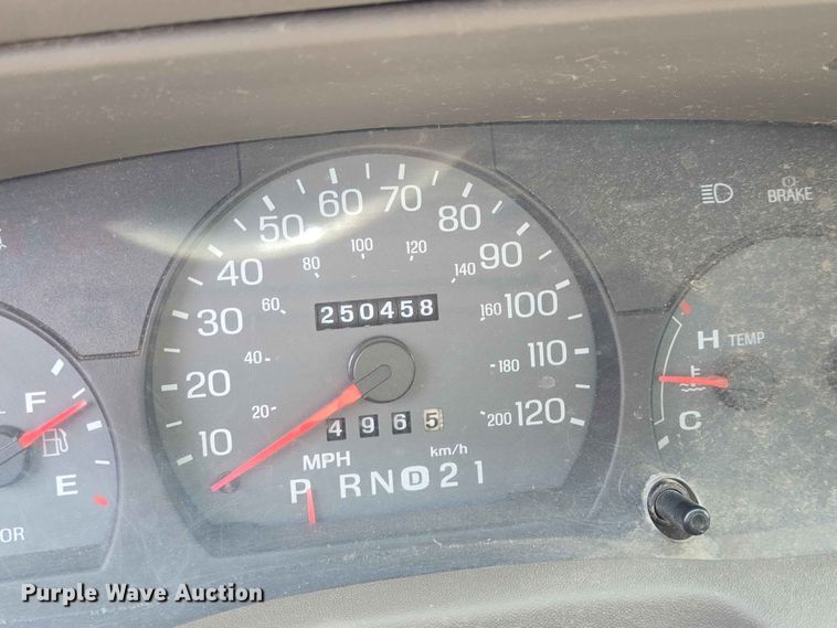 image for item ER1705 2004 Mercury Grand Marquis 