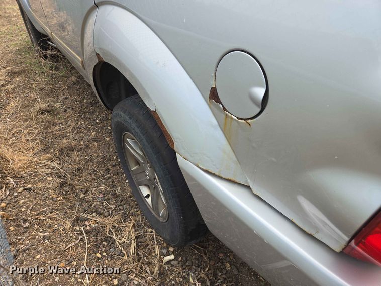 image for item ER1706 2005 Dodge Durango SUV