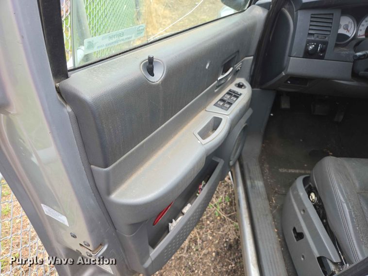 image for item ER1706 2005 Dodge Durango SUV