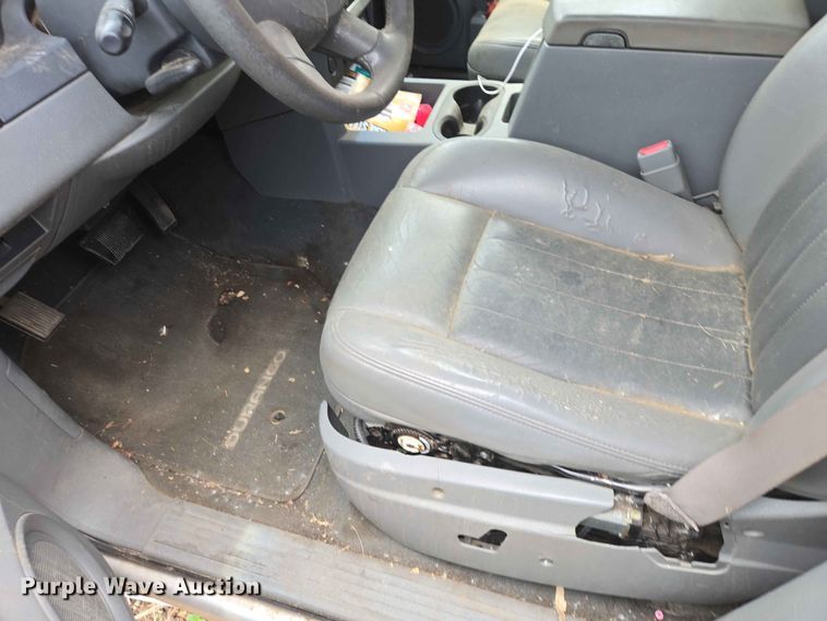 image for item ER1706 2005 Dodge Durango SUV