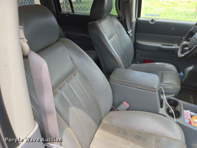 image for item ER1706 2005 Dodge Durango SUV