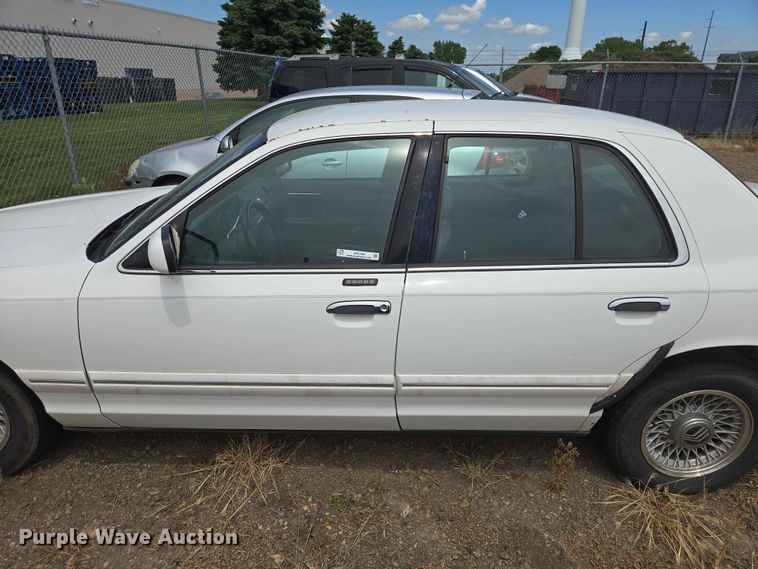 image for item ER1708 1997 Mercury Grand Marquis 