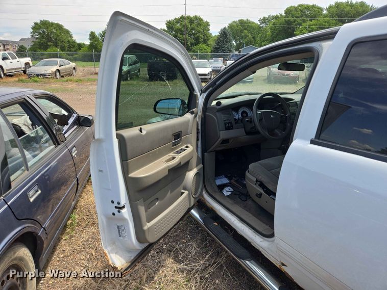 image for item ER1709 2004 Dodge Durango SUV