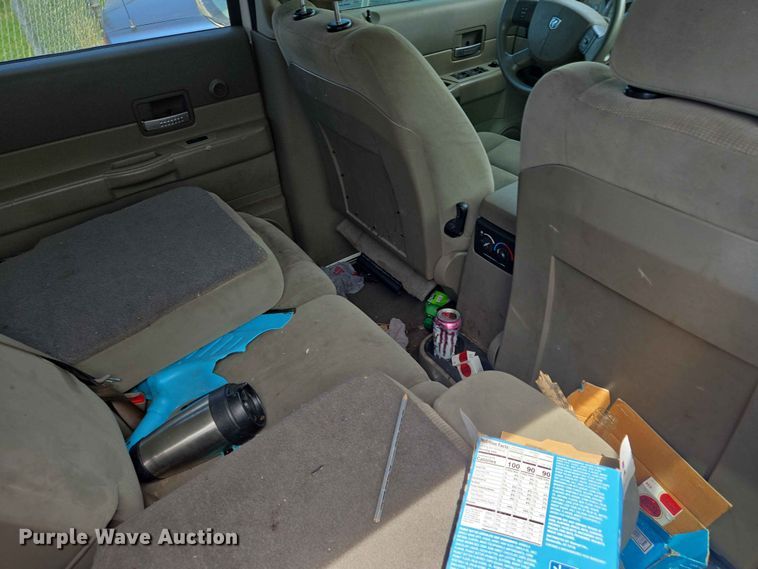 image for item ER1709 2004 Dodge Durango SUV