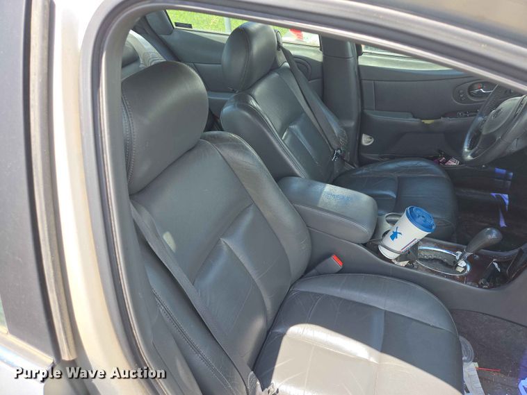 image for item ER1710 2001 Oldsmobile Aurora 