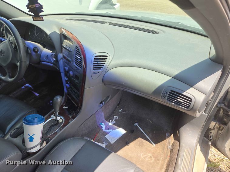 image for item ER1710 2001 Oldsmobile Aurora 