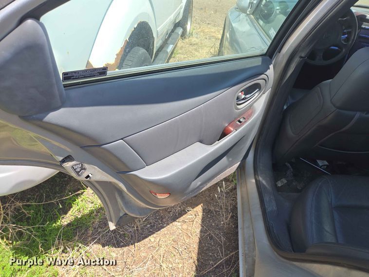 image for item ER1710 2001 Oldsmobile Aurora 