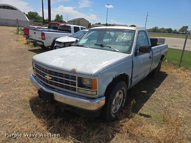 1991 Chevrolet K1500 pickup truck
